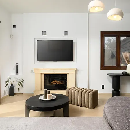 Elysion In Old Village *