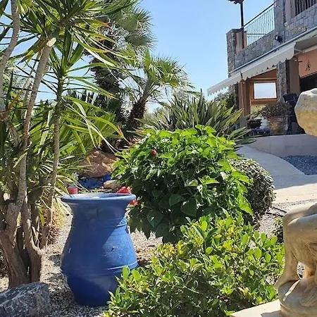 Elysion In Old Village *