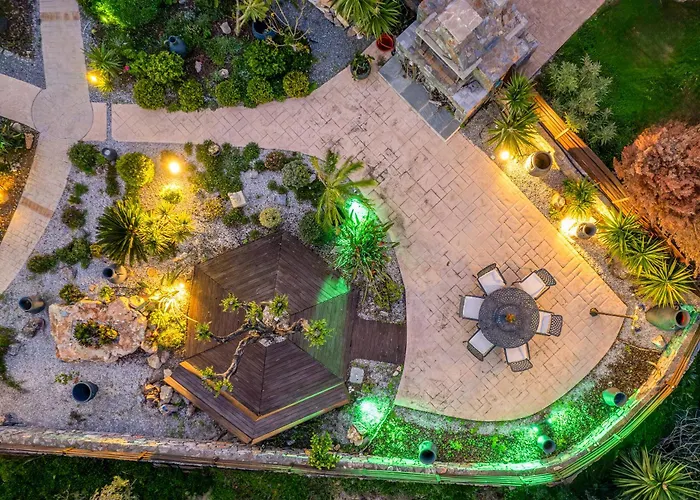 Elysion In Old Village Villa *