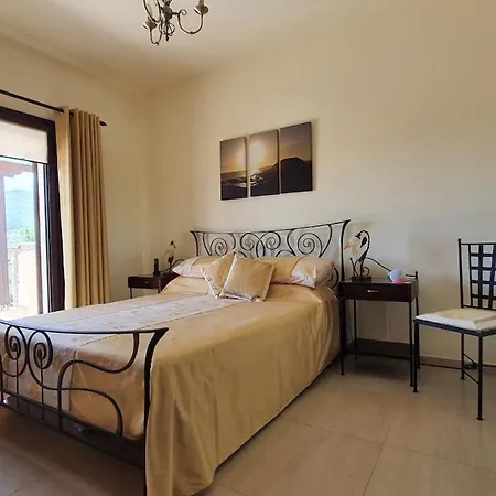 Elysion In Old Village *