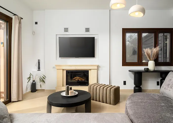 Elysion In Old Village *